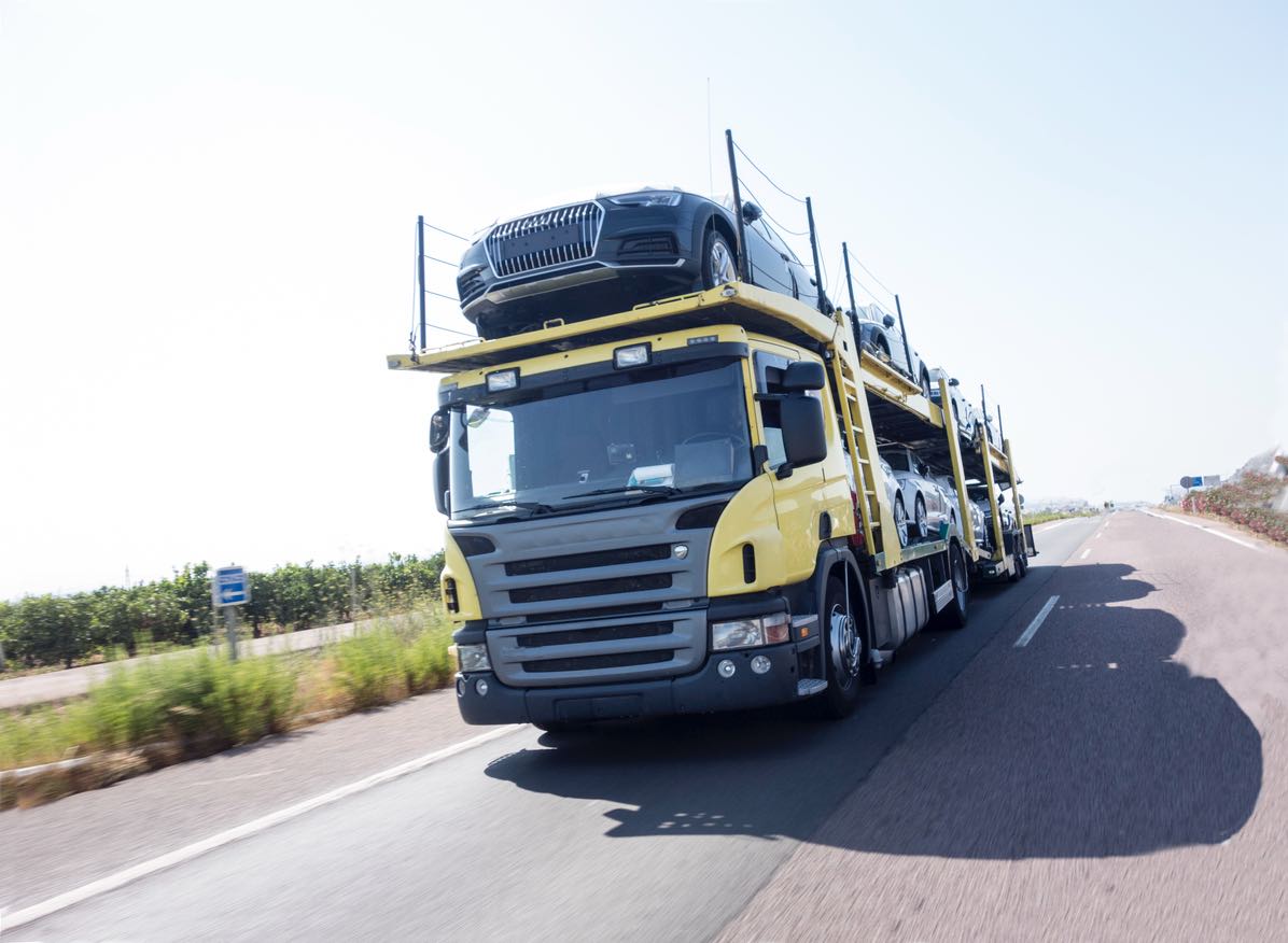 Choosing the Right Auto Transport Service